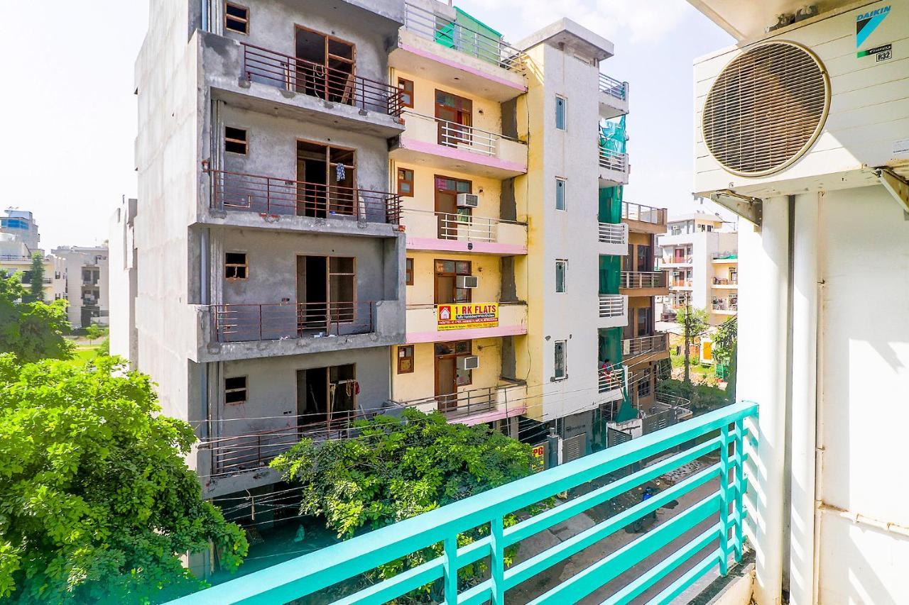 Fabhotel Kiara The Private Suites คูร์เคาน์ ภายนอก รูปภาพ