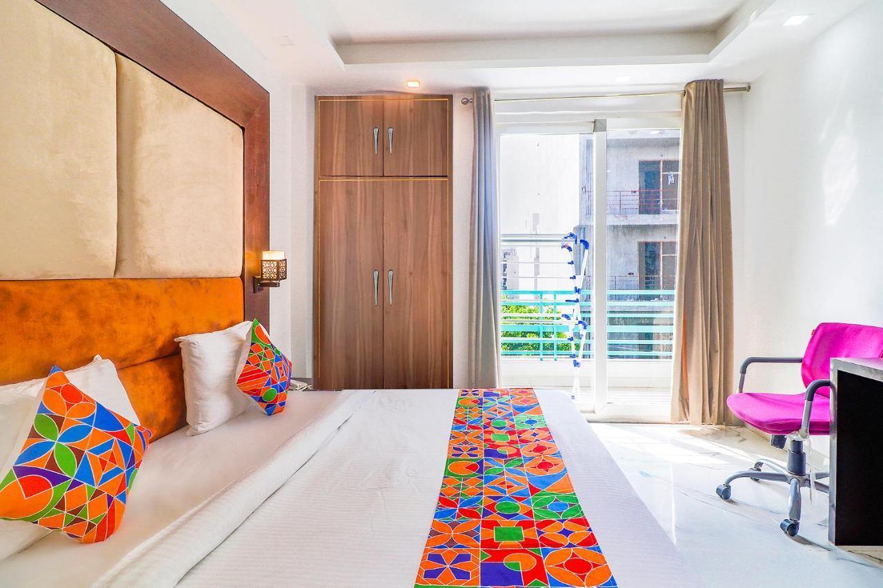 Fabhotel Kiara The Private Suites คูร์เคาน์ ภายนอก รูปภาพ